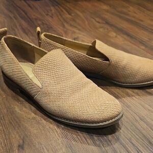 Franco Sarto Women's Tan Textured Slip-On Loafers